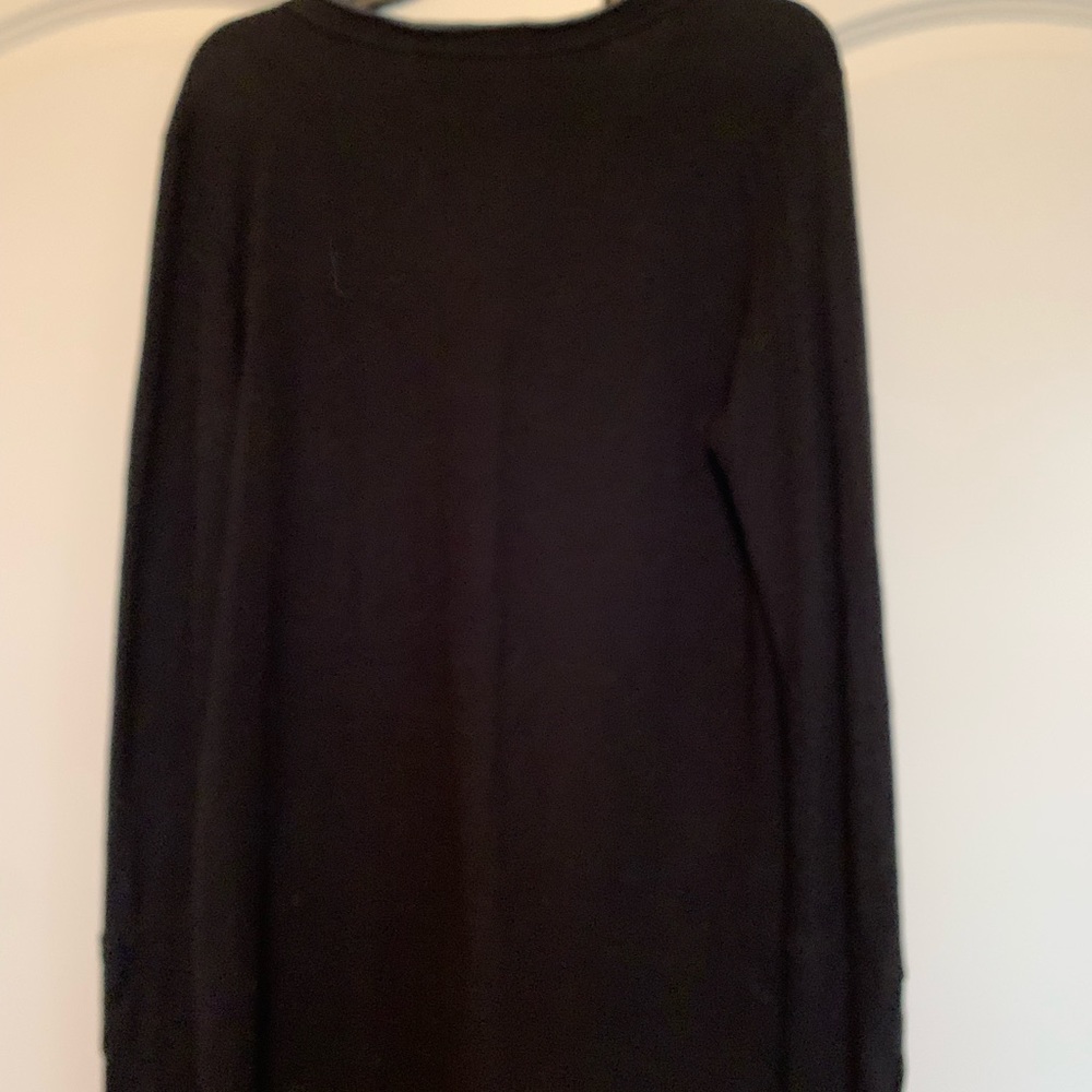 Evereve Braeve short sleeve ribbed pull over